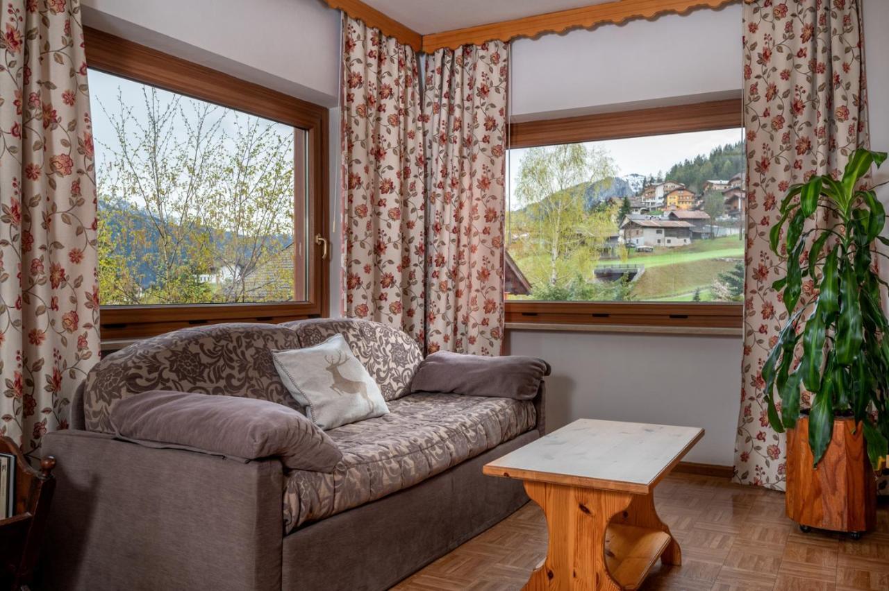 Residence Weiss Vigo di Fassa Esterno foto